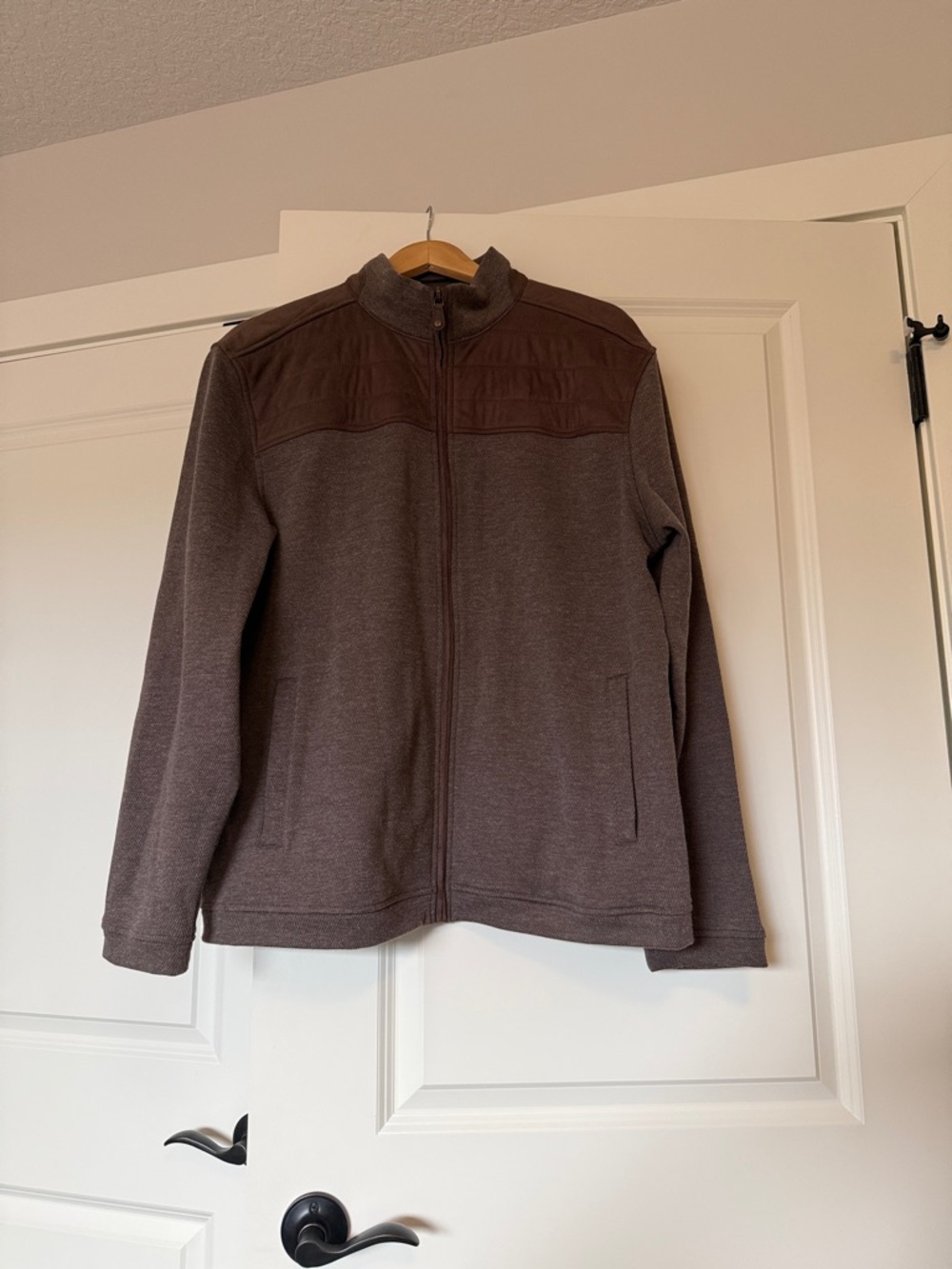 Johnston & Murphy Brown Full-Zip Lightweight Jacket